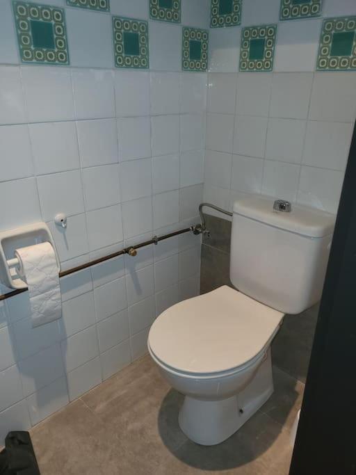 Superbe Apartement En Residence Avec Piscine Roses Esterno foto